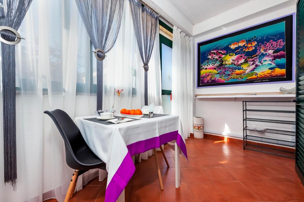 Apartments And Rooms Villa Dea Adults Only Ровин Екстериор снимка