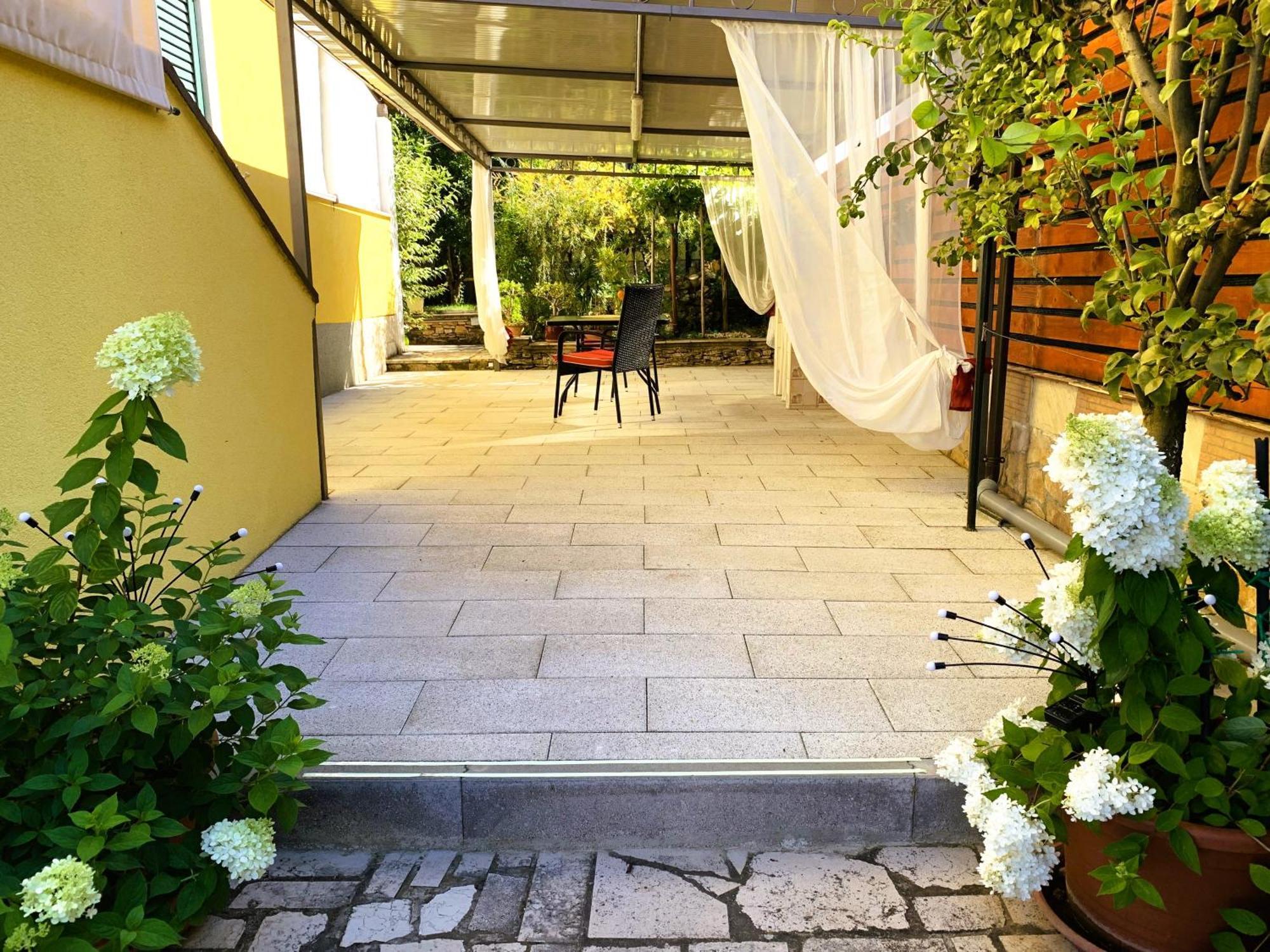 Apartments And Rooms Villa Dea Adults Only Ровин Екстериор снимка