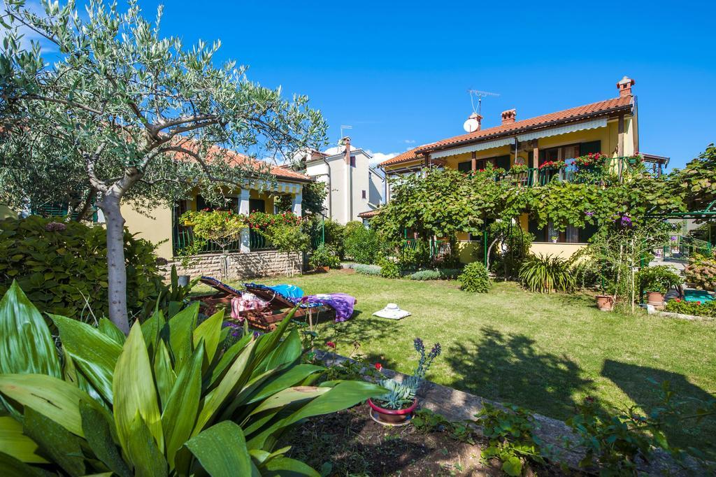 Apartments And Rooms Villa Dea Adults Only Ровин Екстериор снимка