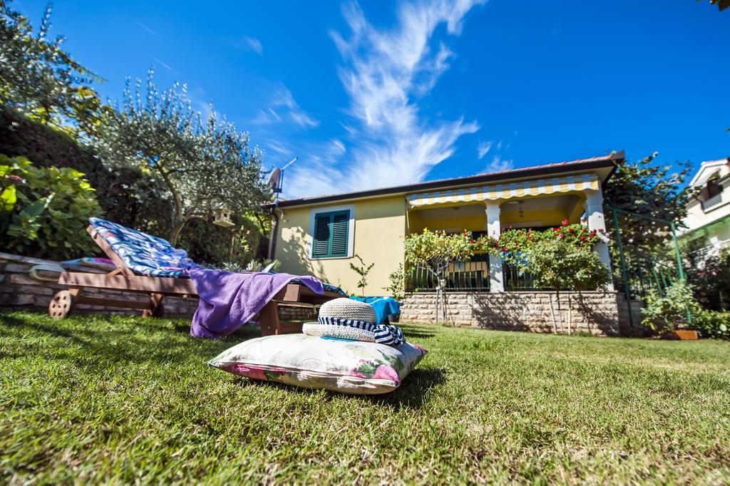 Apartments And Rooms Villa Dea Adults Only Ровин Екстериор снимка
